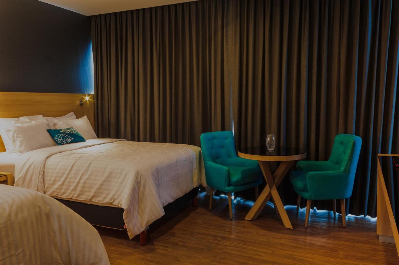 Hotel Kavia Монтерей Екстериор снимка